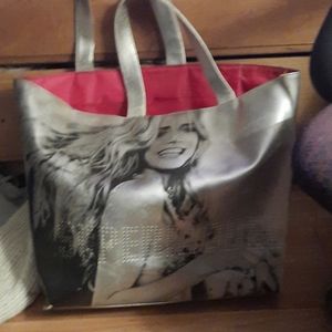 VS tote